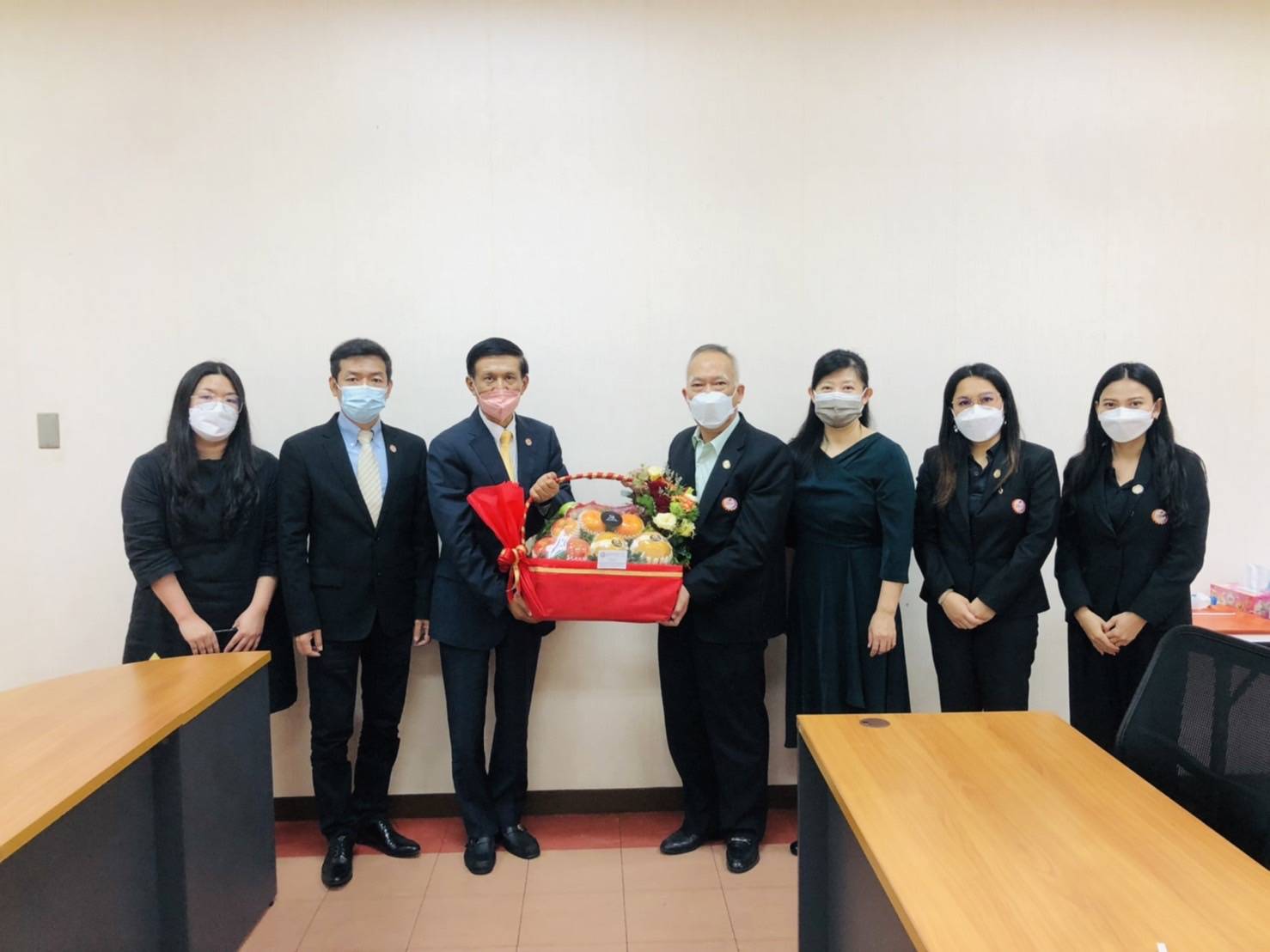 สมาคมนักธุรกิจปักกิ่ง ประเทศไทย เชิญ สมาคมไทยซับคอน เข้าร่วมงานประชุมเเละเสวนา ความร่วมมือรูปแบบใหม่ระหว่างผู้ประกอบการไทยเเละจีน ด้านนวัตกรรมวิทยาศาสตร์และเทคโนโลยี